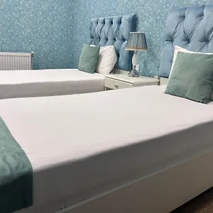 https://central-hotel.aboutbakuhotels.com