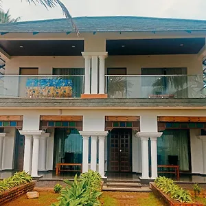 https://resort-west-bay-palm-treeheritage-beach.kerala-hotels.net